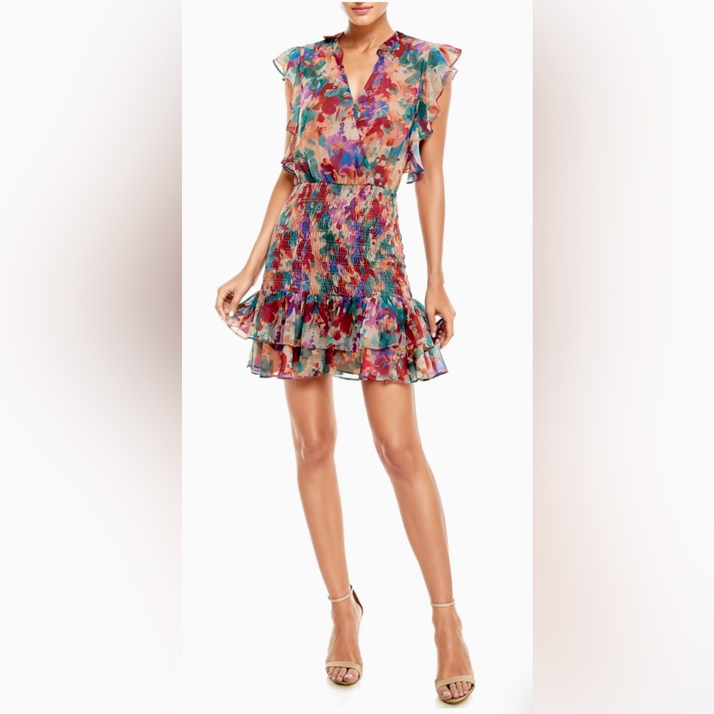 Socialite Floral Flutter Sleeve Minidress - Size Medium - Never Worn